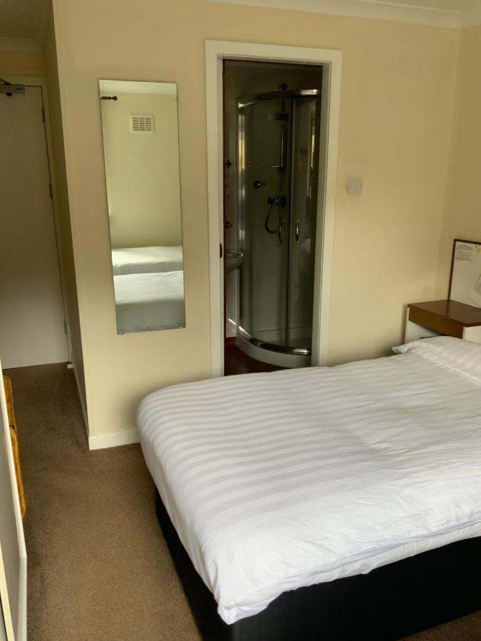 Salutation Hotel 킨로스 외부 사진