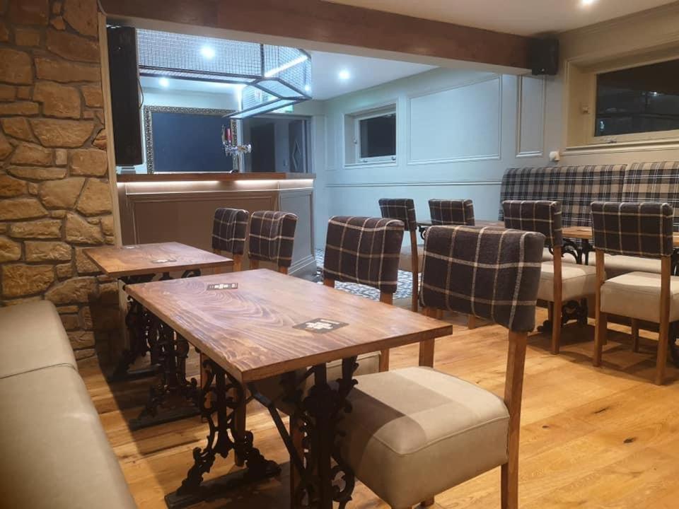 Salutation Hotel 킨로스 외부 사진