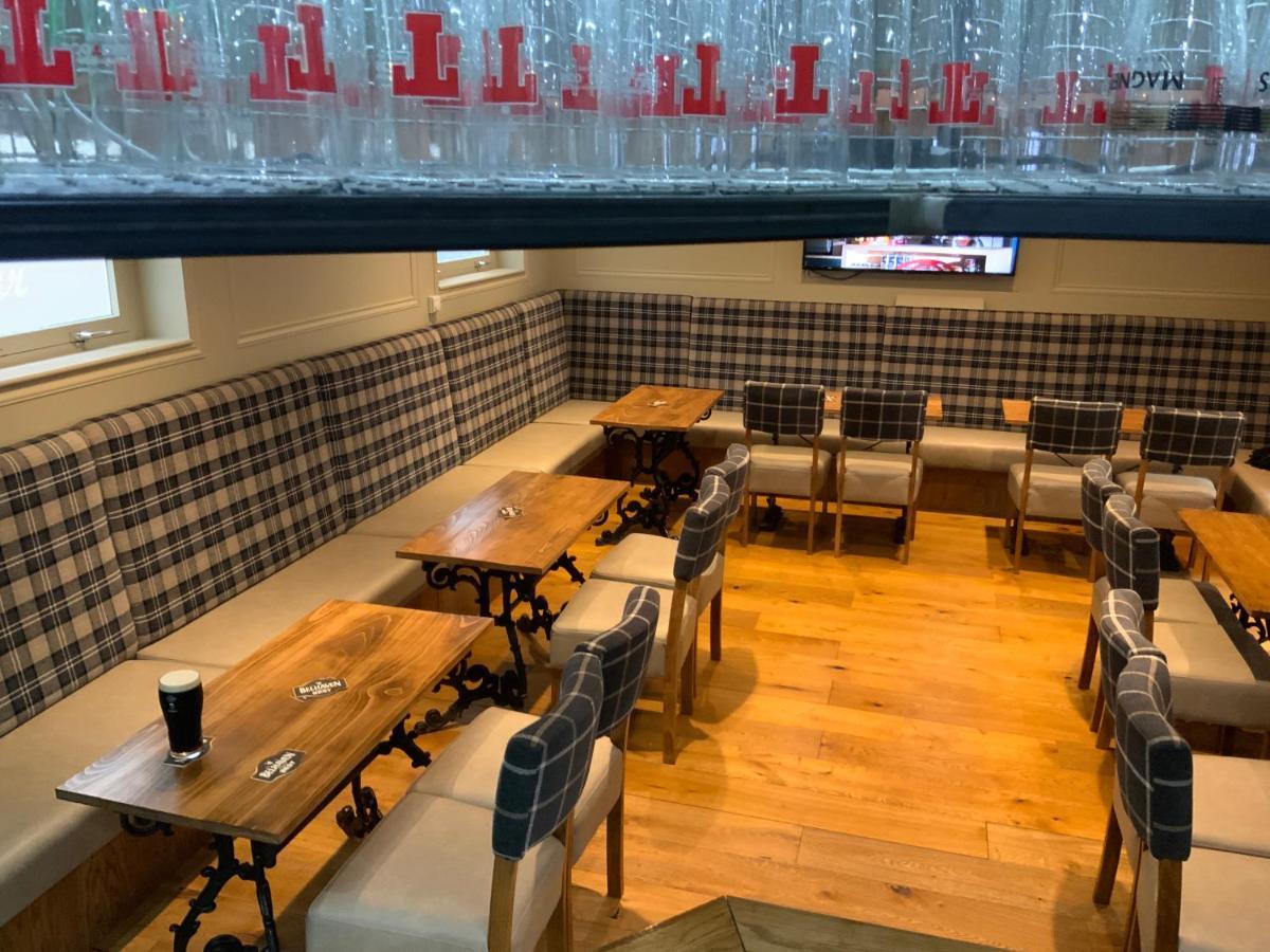 Salutation Hotel 킨로스 외부 사진