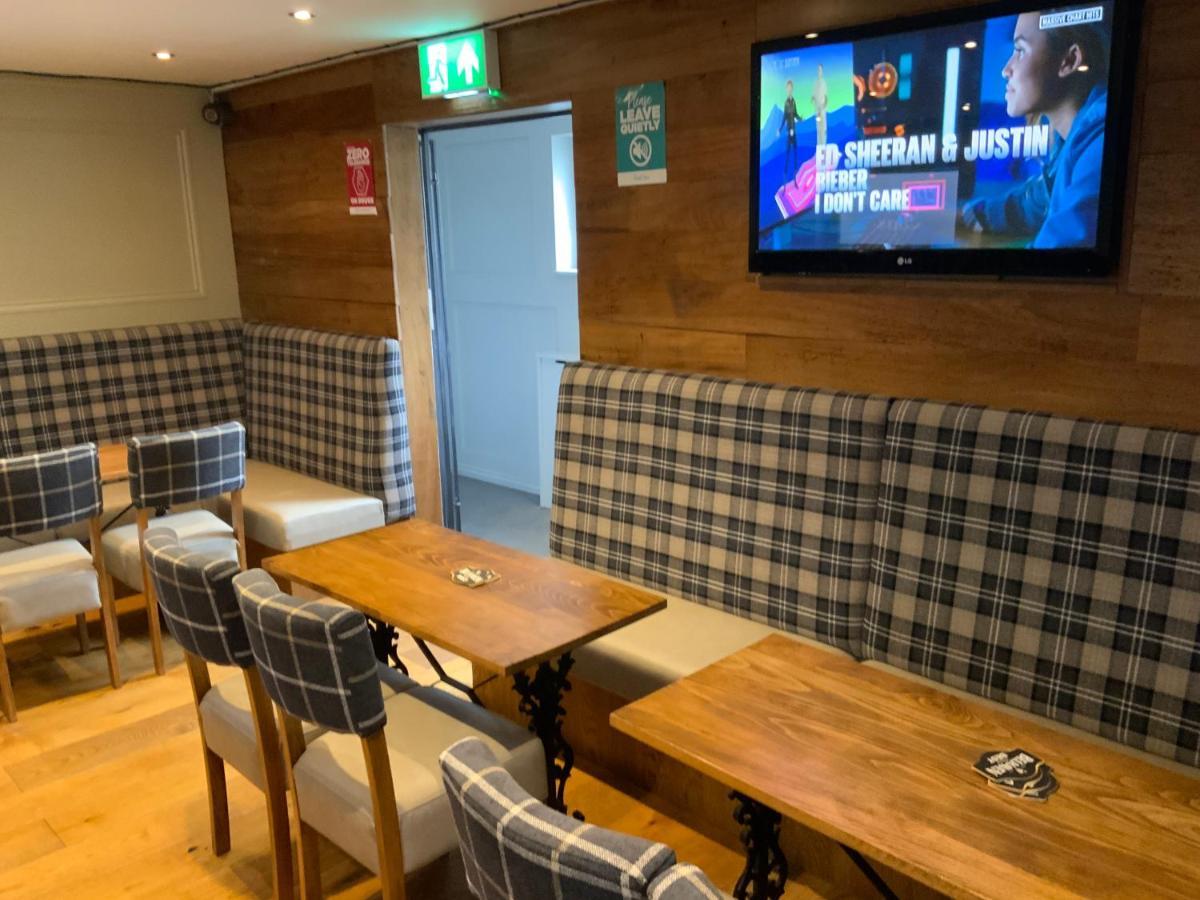 Salutation Hotel 킨로스 외부 사진