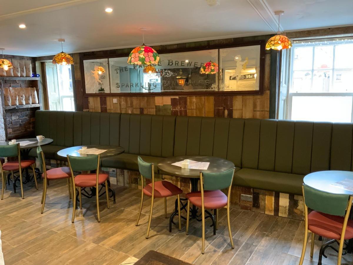 Salutation Hotel 킨로스 외부 사진