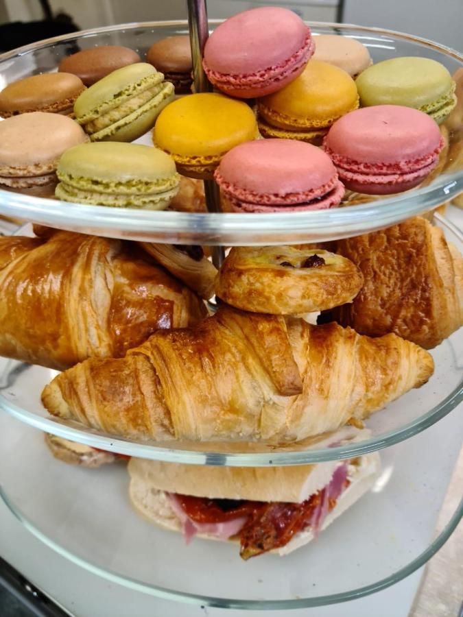 Salutation Hotel 킨로스 외부 사진