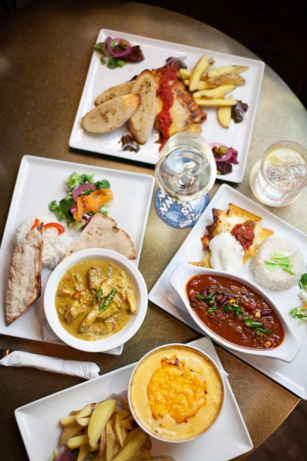 Salutation Hotel 킨로스 외부 사진